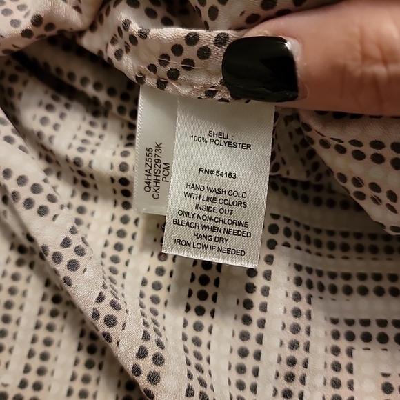 Calvin Klein Plus Size 1x V Neck Top 1/2 Zip Roll Tab Sleeves Pink Blck & White - Picture 8 of 11